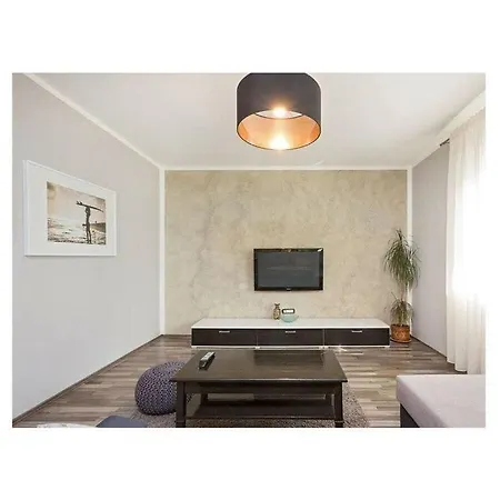 Perhat Porec Comfortable Hotel