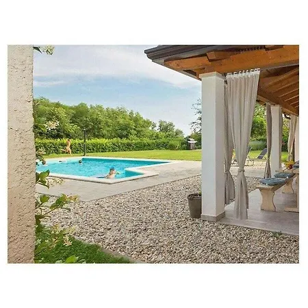 Perhat Porec Comfortable Hotel
